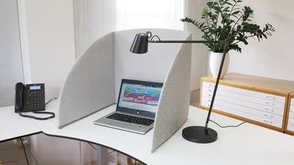 Skyddsskärm/Bordsskärm grå 580 mm